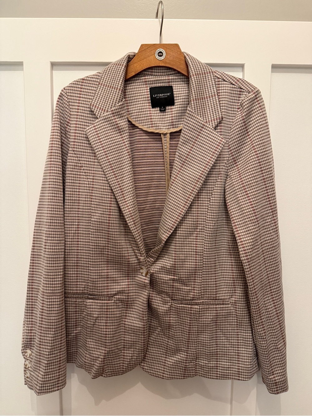 Liverpool Houndstooth Single-Button Blazer in Beige and Brown